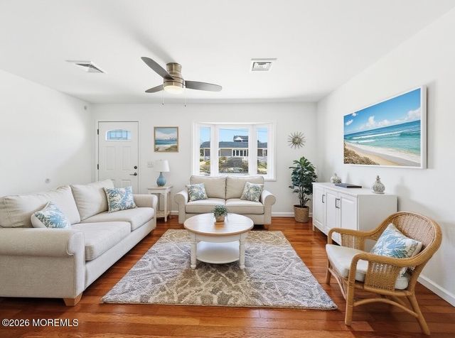 1813 Capstan Drive, Toms River, NJ 08753