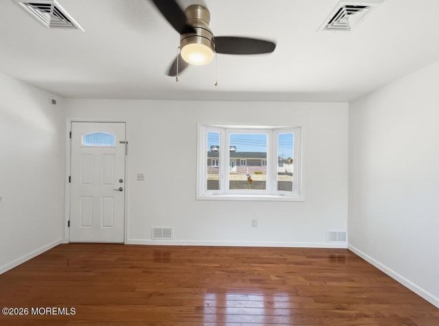1813 Capstan Drive, Toms River, NJ 08753