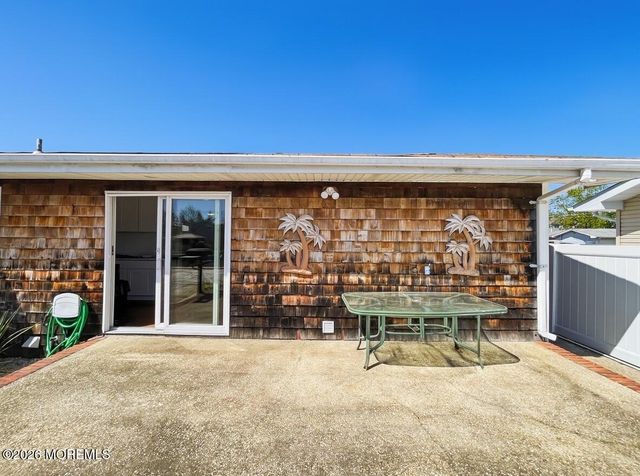 1813 Capstan Drive, Toms River, NJ 08753
