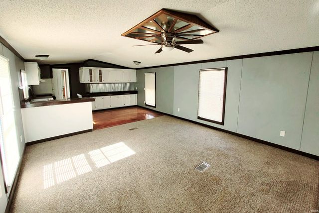 2660 N Dreifers Avenue, Delphi, IN 46923