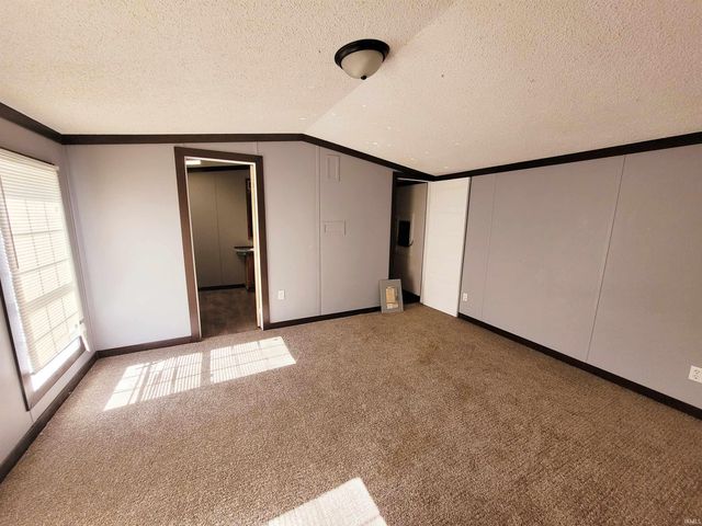 2660 N Dreifers Avenue, Delphi, IN 46923