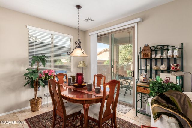 13765 E Carruthers Street, Vail, AZ 85641