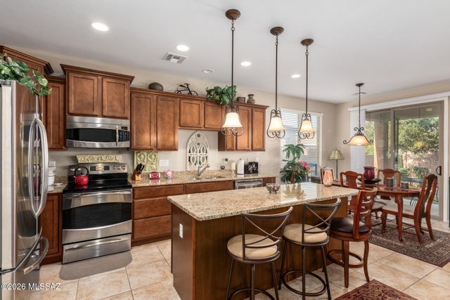 13765 E Carruthers Street, Vail, AZ 85641