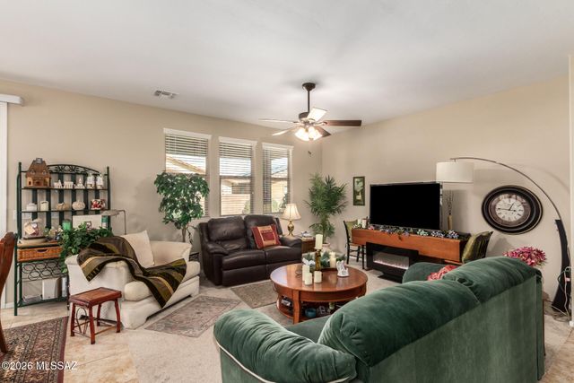 13765 E Carruthers Street, Vail, AZ 85641