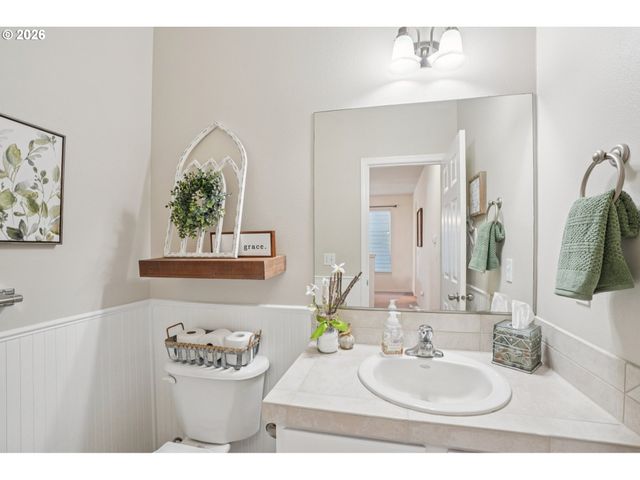 2404 Se JASMINE Way, Gresham, OR 97080