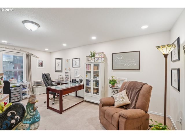 2404 Se JASMINE Way, Gresham, OR 97080