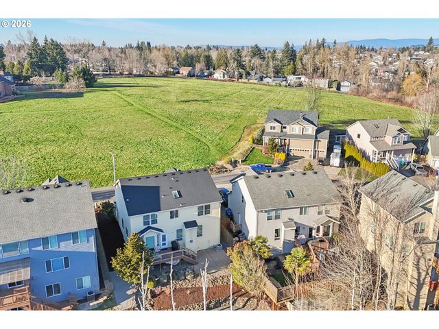 2404 Se JASMINE Way, Gresham, OR 97080