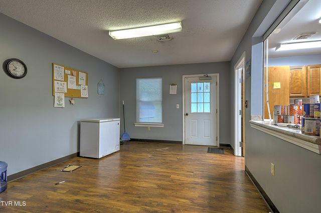 1800 Mountain View Avenue, Kingsport, TN 37664
