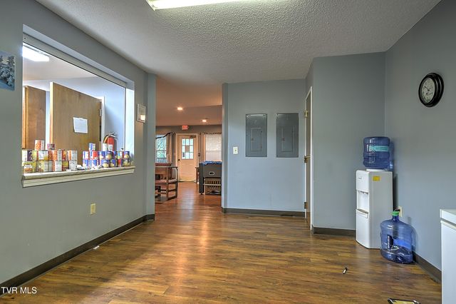 1800 Mountain View Avenue, Kingsport, TN 37664