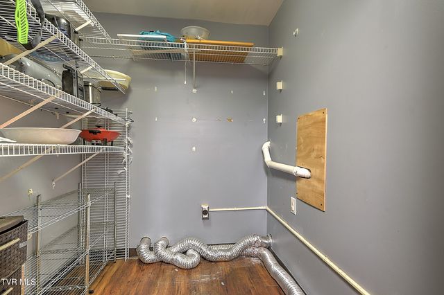 1800 Mountain View Avenue, Kingsport, TN 37664