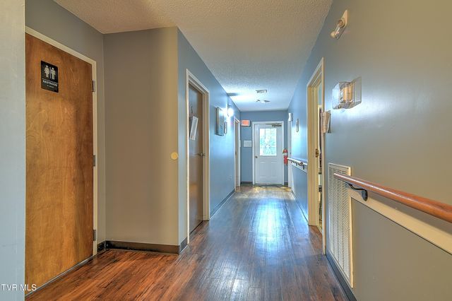 1800 Mountain View Avenue, Kingsport, TN 37664