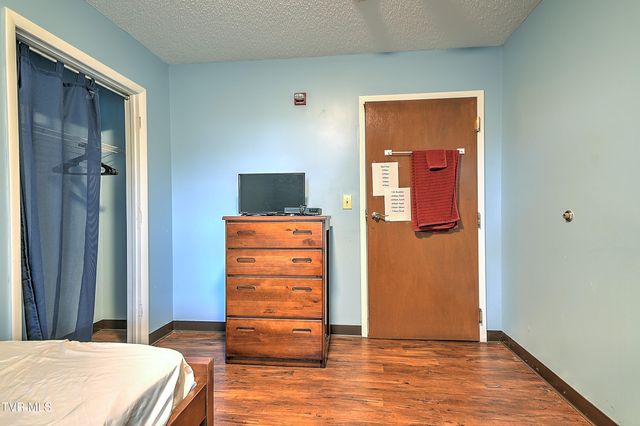 1800 Mountain View Avenue, Kingsport, TN 37664