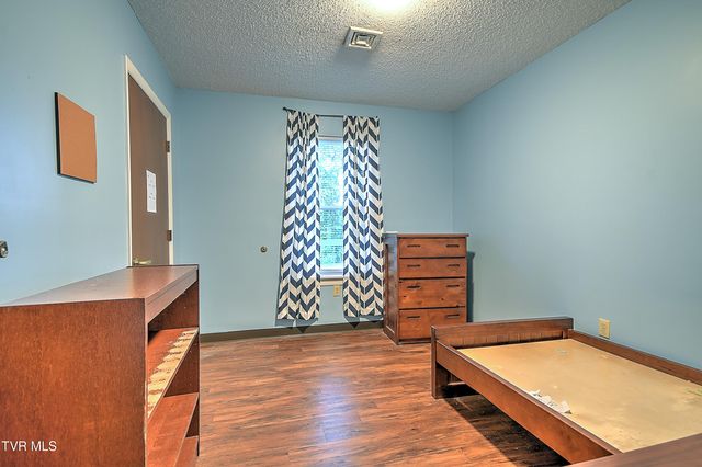 1800 Mountain View Avenue, Kingsport, TN 37664