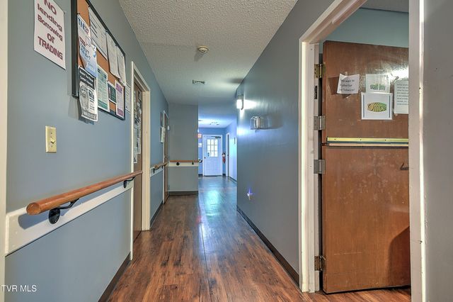 1800 Mountain View Avenue, Kingsport, TN 37664