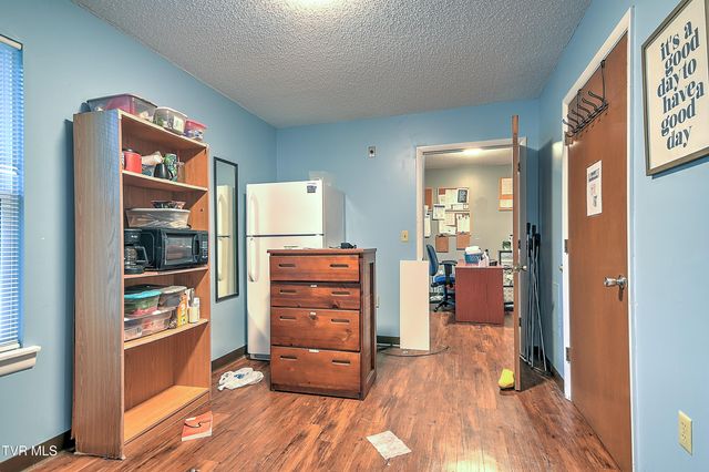 1800 Mountain View Avenue, Kingsport, TN 37664