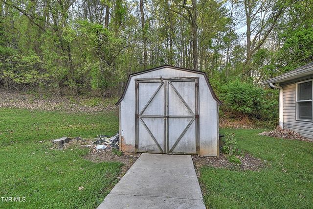 1800 Mountain View Avenue, Kingsport, TN 37664