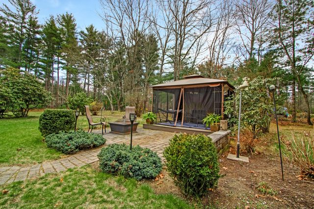 842 Main Street, Wareham, MA 02571