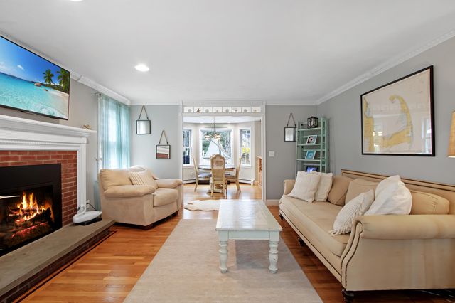 842 Main Street, Wareham, MA 02571