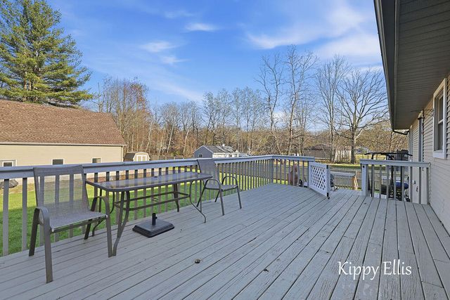 566 S Dangl Road, Muskegon Twp, MI 49442