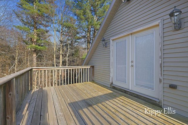 566 S Dangl Road, Muskegon Twp, MI 49442