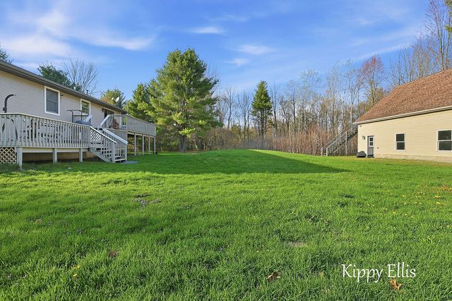 566 S Dangl Road, Muskegon Twp, MI 49442