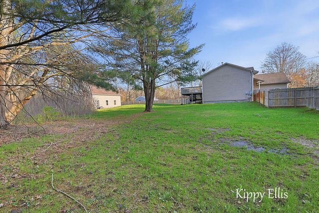 566 S Dangl Road, Muskegon Twp, MI 49442