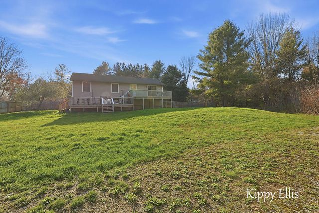 566 S Dangl Road, Muskegon Twp, MI 49442