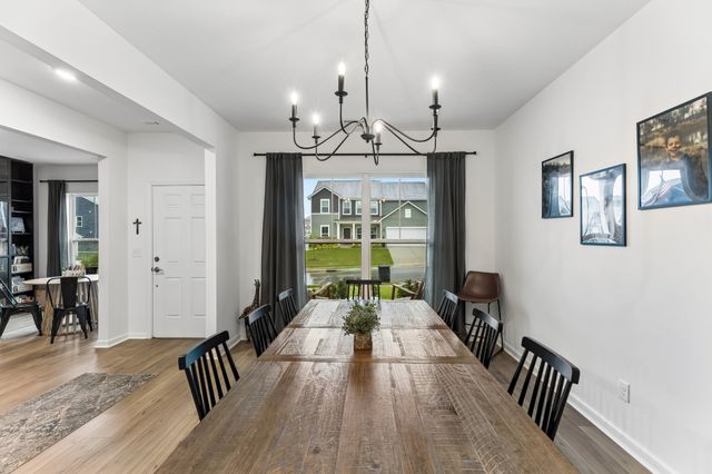 3819 Lantern Ln, Columbia, TN 38401