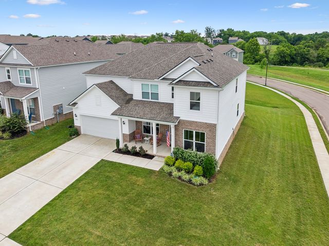 3819 Lantern Ln, Columbia, TN 38401