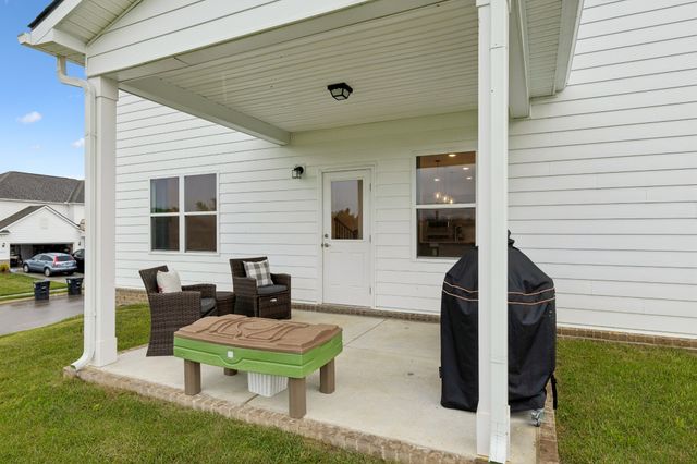 3819 Lantern Ln, Columbia, TN 38401