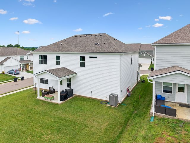3819 Lantern Ln, Columbia, TN 38401