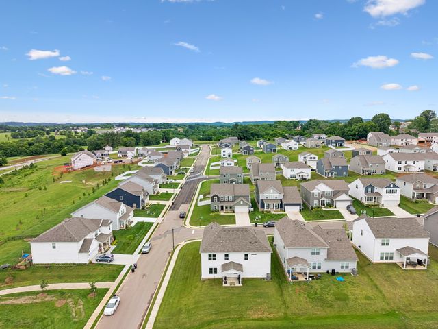 3819 Lantern Ln, Columbia, TN 38401