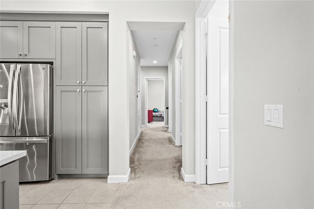 180 Follyhatch, Irvine, CA 92618