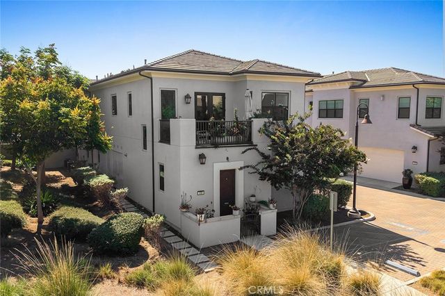 180 Follyhatch, Irvine, CA 92618