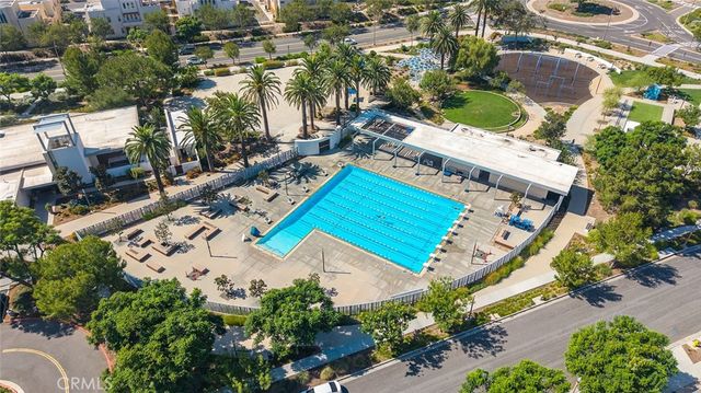 180 Follyhatch, Irvine, CA 92618