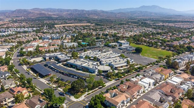 180 Follyhatch, Irvine, CA 92618