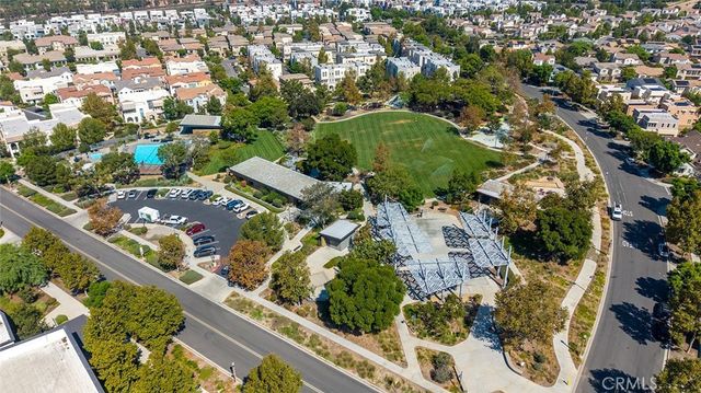 180 Follyhatch, Irvine, CA 92618