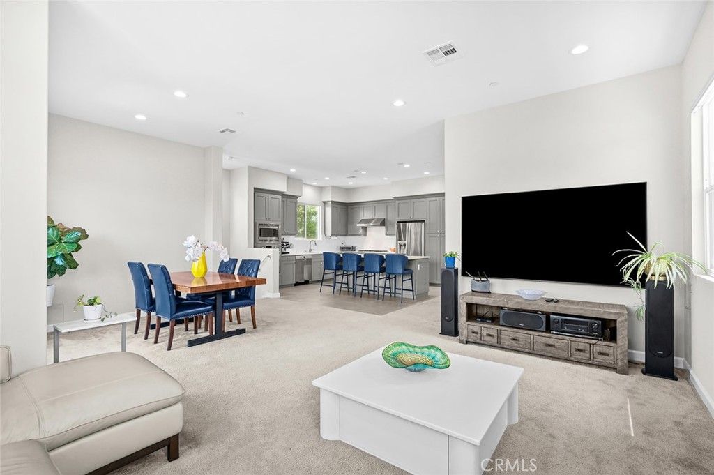 180 Follyhatch, Irvine, CA 92618 — photo 5