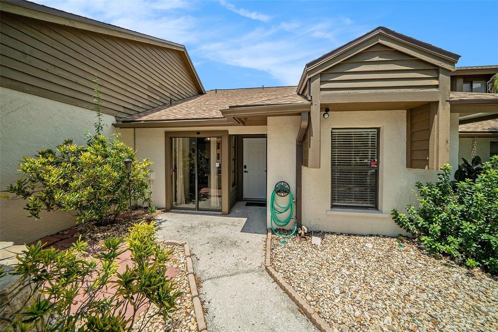 1923 BAYSHORE COURT, Safety Harbor, FL 34695