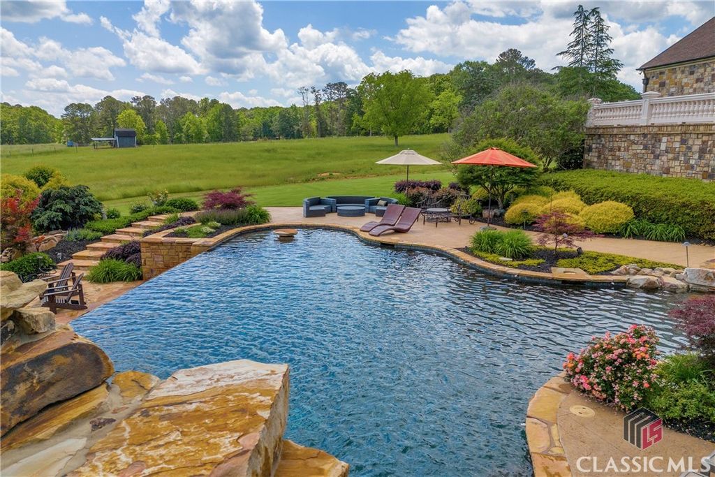 Image 14 of property listing at 3881 Sims Bridge Road, Monroe, GA 30656