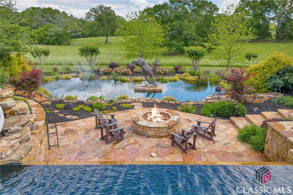 Image 15 of property listing at 3881 Sims Bridge Road, Monroe, GA 30656