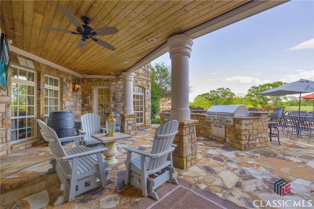 Image 22 of property listing at 3881 Sims Bridge Road, Monroe, GA 30656