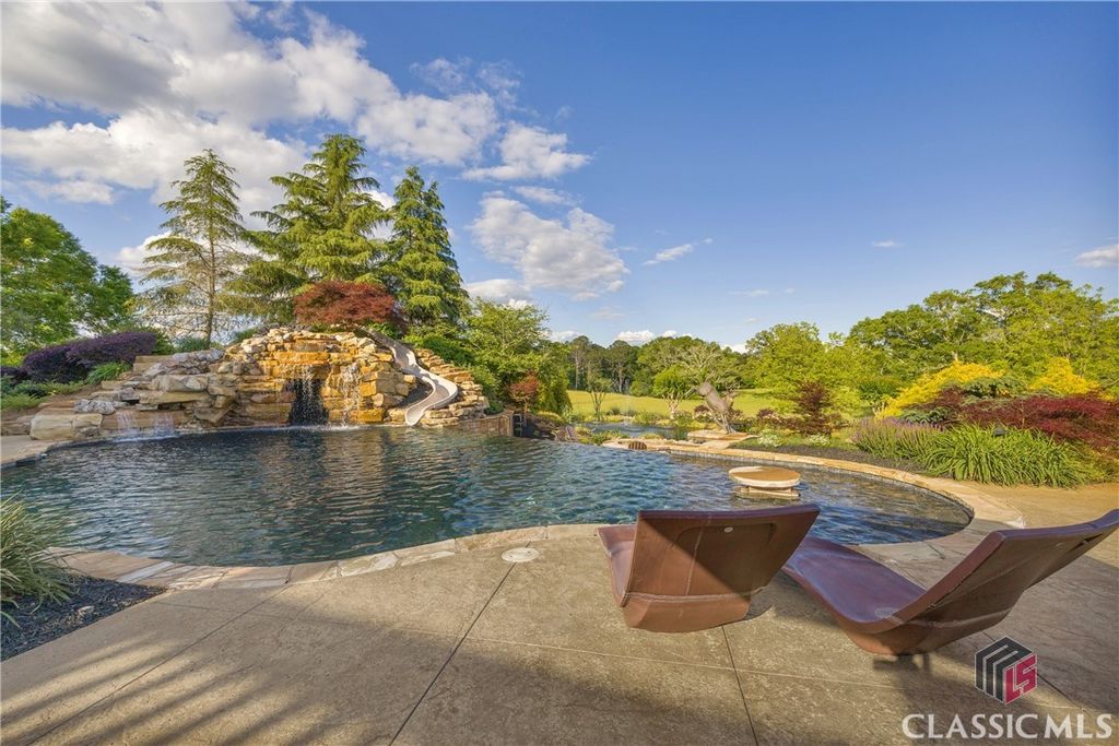Image 24 of property listing at 3881 Sims Bridge Road, Monroe, GA 30656