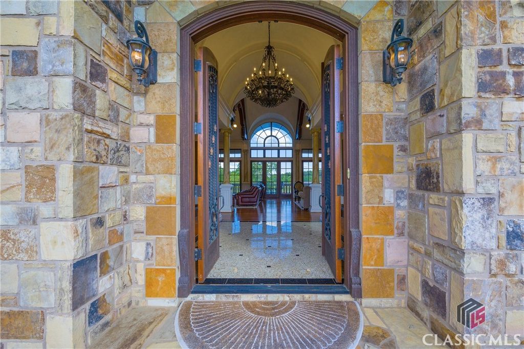 Image 30 of property listing at 3881 Sims Bridge Road, Monroe, GA 30656