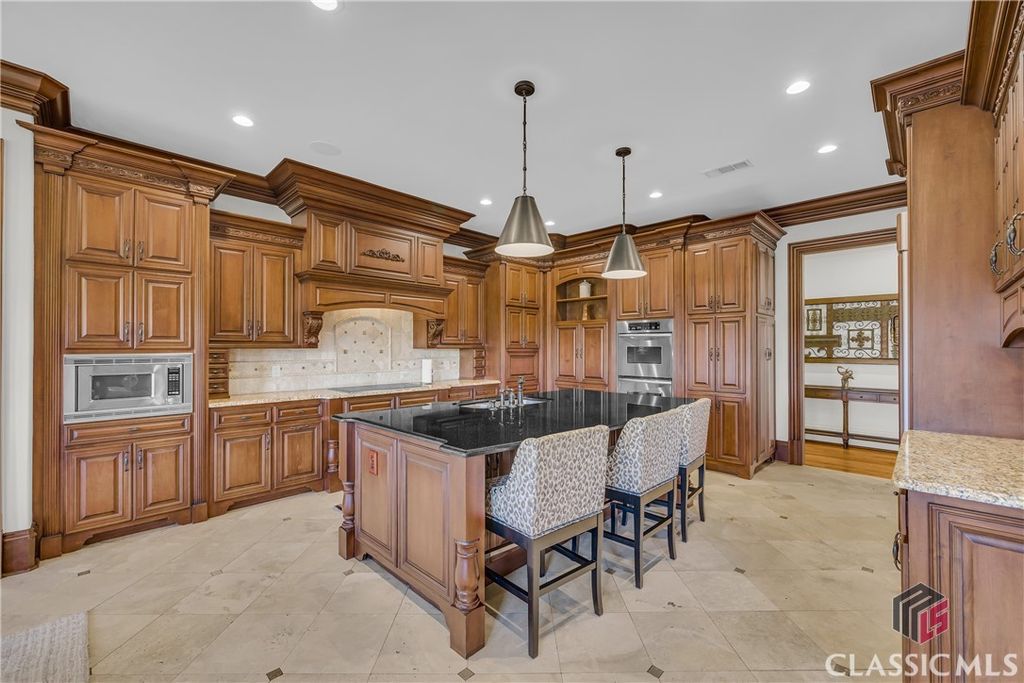 Image 39 of property listing at 3881 Sims Bridge Road, Monroe, GA 30656