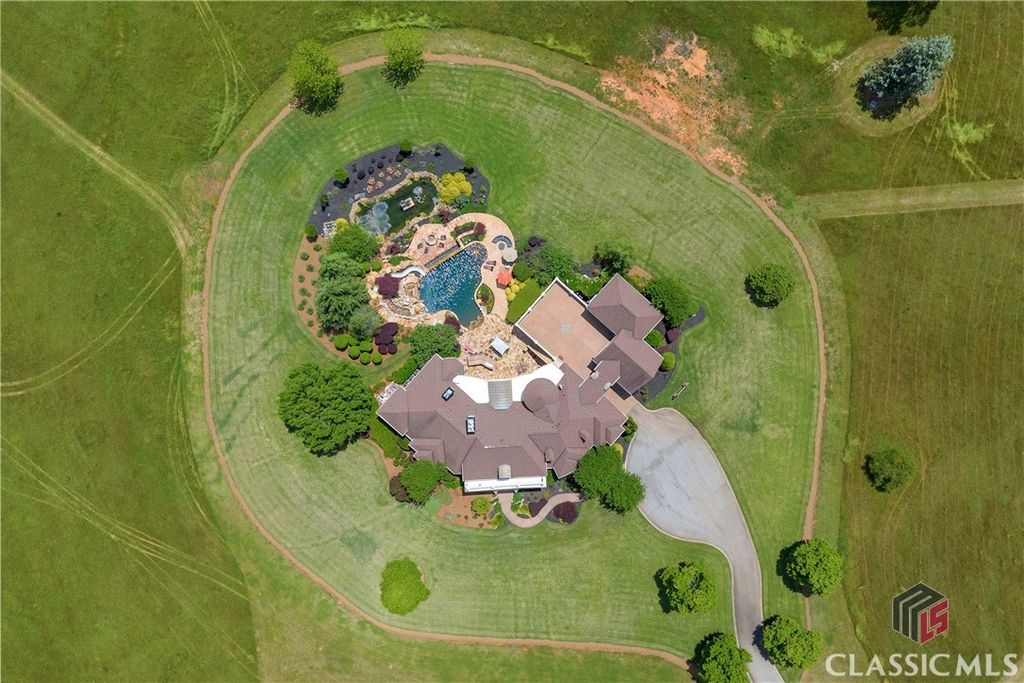 Image 5 of property listing at 3881 Sims Bridge Road, Monroe, GA 30656