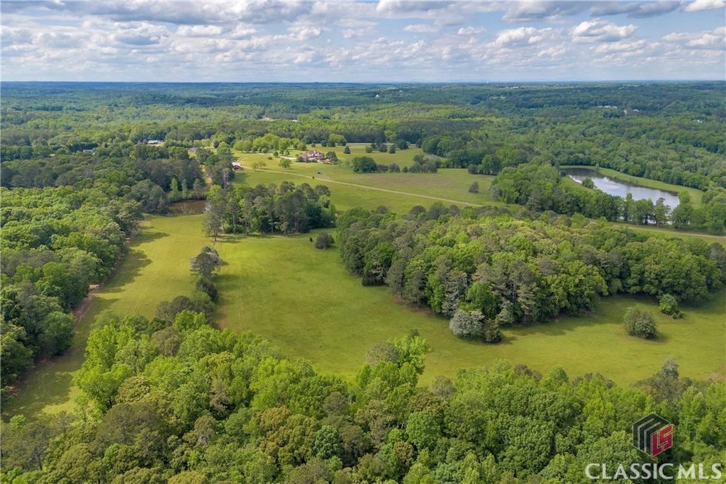 Image 75 of property listing at 3881 Sims Bridge Road, Monroe, GA 30656