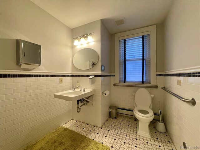 1000 E 16th Avenue, Denver, CO 80218