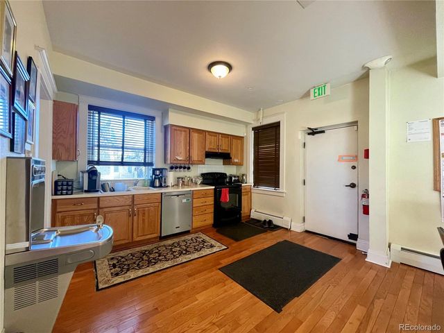 1000 E 16th Avenue, Denver, CO 80218