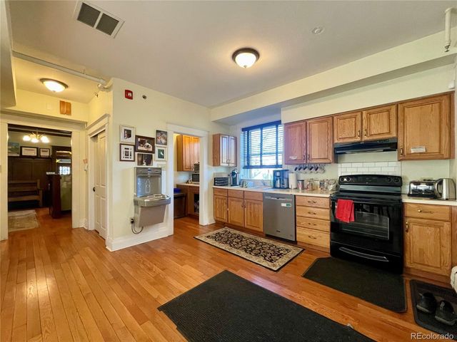 1000 E 16th Avenue, Denver, CO 80218